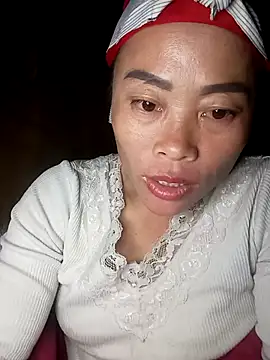 CoMay003 online show from 11/02/25, 01:57