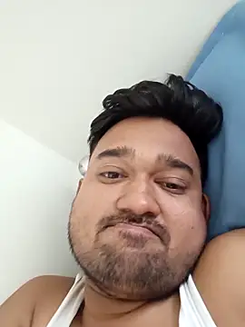 Snapshot of VadodaraBBC chatting on 10/20/25, 11:10 VadodaraBBC online show from 10/20/25, 11:10