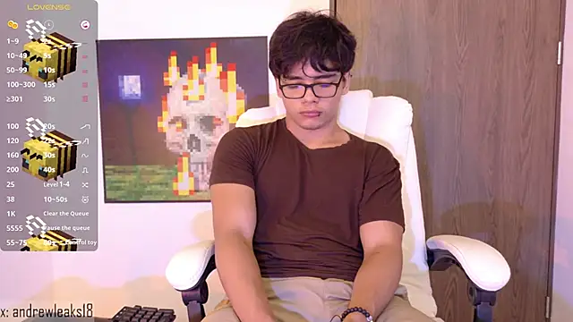 Snapshot of an_drew18 chatting on 11/15/25, 02:24 an drew18 online show from 11/15/25, 02:24