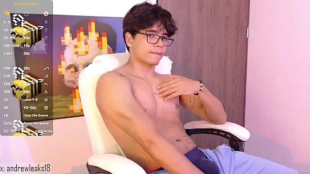 Snapshot of an_drew18 chatting on 11/21/25, 12:26 an drew18 online show from 11/21/25, 12:26