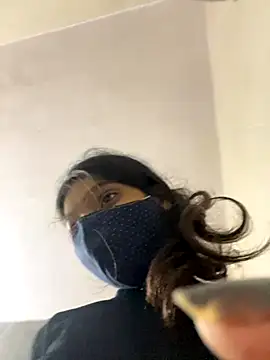 tanisha-2005 online show from 09/10/25, 04:40