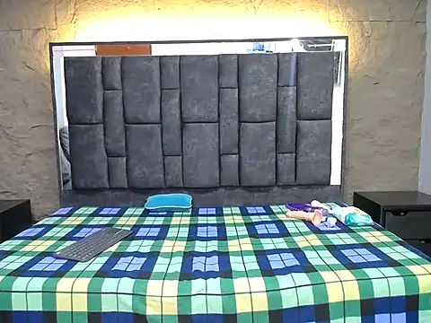 senna mars online show from 11/20/25, 04:07