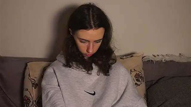 DeneenTurja online show from 11/06/25, 08:26