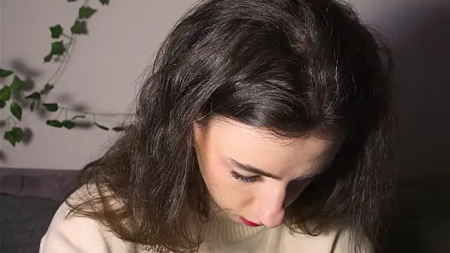 DeneenTurja online show from 11/10/25, 12:15