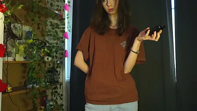 DeneenTurja online show from 11/15/25, 10:56