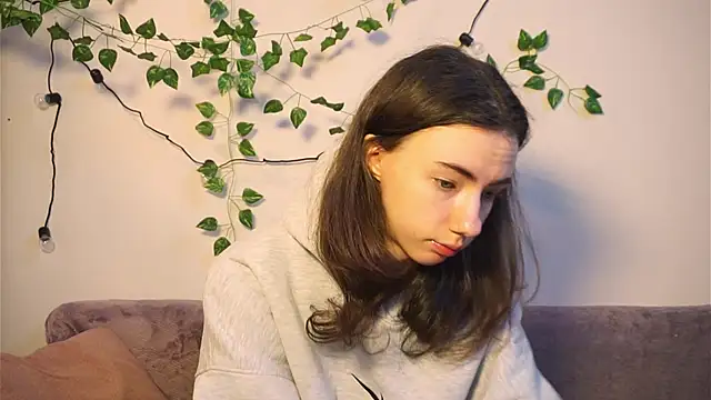 DeneenTurja online show from 11/16/25, 11:16