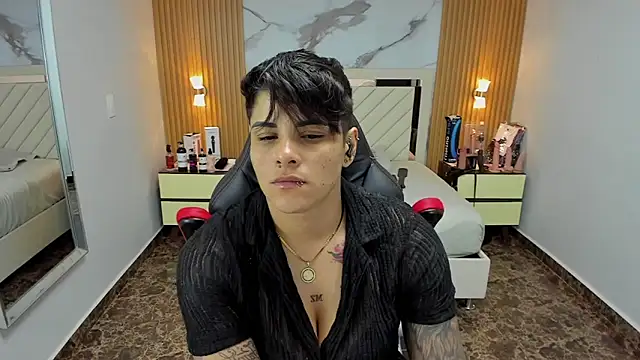 KAROLLJONES1 online show from 10/16/25, 07:37