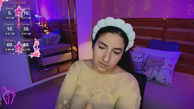 ambar lover online show from 11/19/25, 08:53