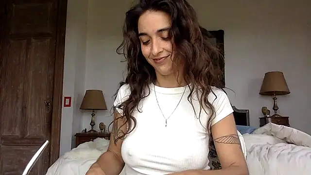 Snapshot of venuslibre chatting on 09/21/25, 12:07 venuslibre online show from 09/21/25, 12:07