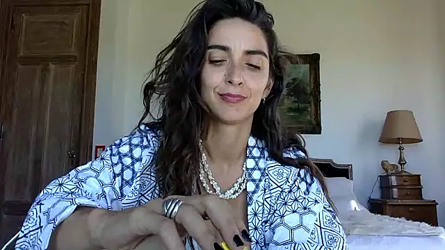 Snapshot of venuslibre chatting on 11/24/25, 07:13 venuslibre online show from 11/24/25, 07:13