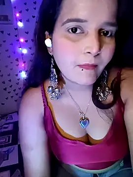 Snapshot of QueerSofty chatting on 09/12/25, 11:43 QueerSofty online show from 09/12/25, 11:43