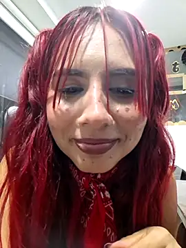 Snapshot of violet_belle_ chatting on 10/10/25, 01:15 violet belle online show from 10/10/25, 01:15