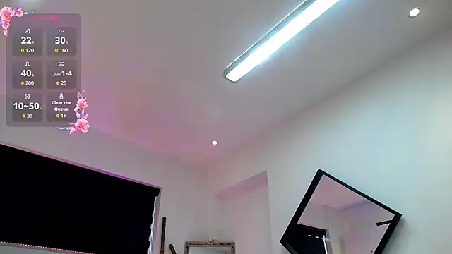 CinthiaSarat online show from 10/22/25, 07:02