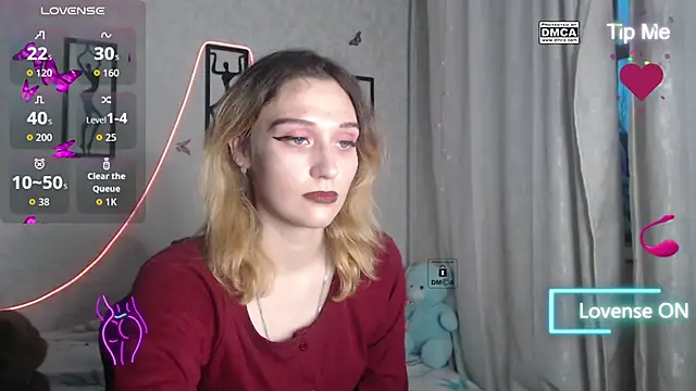 sweetest-cherry online show from 12/01/25, 01:05