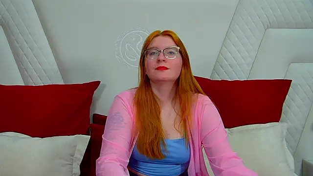 Snapshot of AliceAllisons chatting on 11/04/25, 06:18 AliceAllisons online show from 11/04/25, 06:18