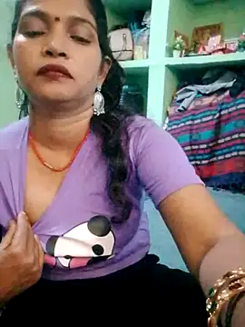 Snapshot of Chandrakanta-Devi chatting on 10/19/25, 05:24 Chandrakanta-Devi online show from 10/19/25, 05:24