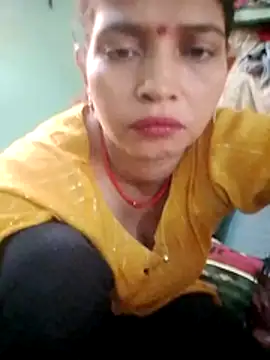 Snapshot of Chandrakanta-Devi chatting on 10/27/25, 08:07 Chandrakanta-Devi online show from 10/27/25, 08:07