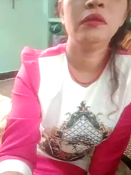 Snapshot of Chandrakanta-Devi chatting on 10/29/25, 06:37 Chandrakanta-Devi online show from 10/29/25, 06:37