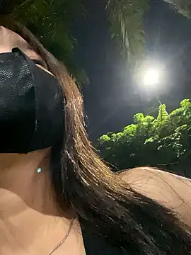 Snapshot of __BabyShowPublic__ chatting on 10/12/25, 01:32 BabyShowPublic online show from 10/12/25, 01:32