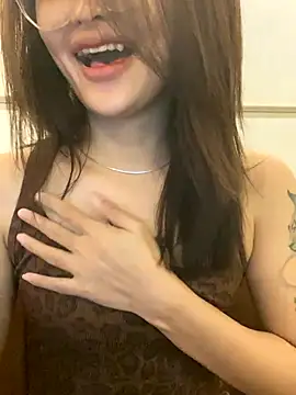 Snapshot of __BabyShowPublic__ chatting on 10/30/25, 11:11 BabyShowPublic online show from 10/30/25, 11:11