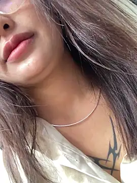 Snapshot of __BabyShowPublic__ chatting on 11/02/25, 09:33 BabyShowPublic online show from 11/02/25, 09:33