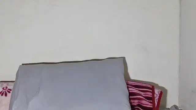 SexyBitchx01 online show from 10/31/25, 04:41