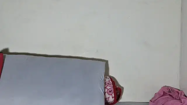 SexyBitchx01 online show from 11/14/25, 06:06