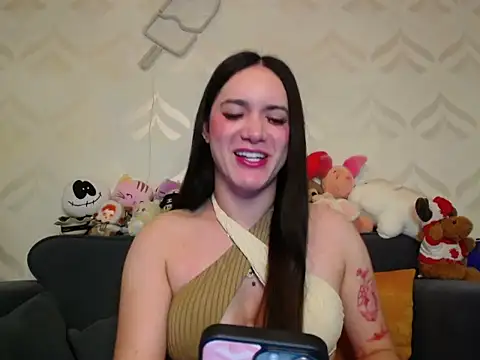 Snapshot of Yhanbeaufort18 chatting on 09/21/25, 11:12 Yhanbeaufort18 online show from 09/21/25, 11:12