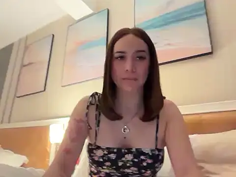 Snapshot of Yhanbeaufort18 chatting on 10/25/25, 11:51 Yhanbeaufort18 online show from 10/25/25, 11:51