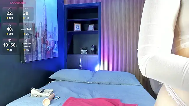 Snapshot of SamaraAnders_ chatting on 10/17/25, 04:26 SamaraAnders online show from 10/17/25, 04:26