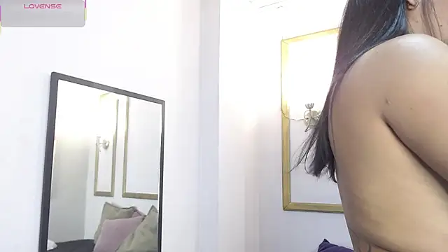 Lucigh  online show from 10/06/25, 07:33