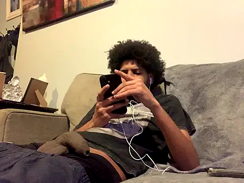 Snapshot of Insurance-03 chatting on 11/15/25, 06:55 Insurance-03 online show from 11/15/25, 06:55