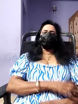 mallu-lover online show from 10/16/25, 01:45