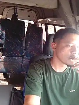 Snapshot of Deza-10 chatting on 11/05/25, 05:13 Deza-10 online show from 11/05/25, 05:13