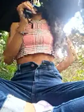 Snapshot of NaughtyMiuw chatting on 11/25/25, 07:47 NaughtyMiuw online show from 11/25/25, 07:47