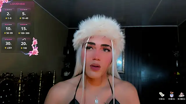 Kimberly Vazquez online show from 10/15/25, 03:06