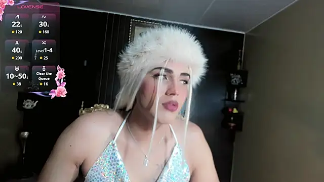 Kimberly Vazquez online show from 10/17/25, 03:42