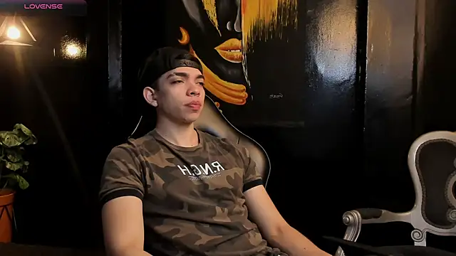 Eryonbradley online show from 11/01/25, 11:23