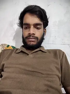 Snapshot of yashuuuu021 chatting on 10/31/25, 06:53 yashuuuu021 online show from 10/31/25, 06:53