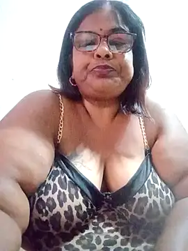 mileesha online show from 02/12/25, 06:19