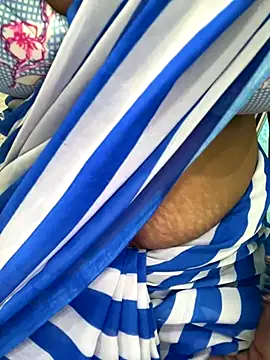 Snapshot of Hota_night chatting on 11/05/25, 07:30 Hota night online show from 11/05/25, 07:30