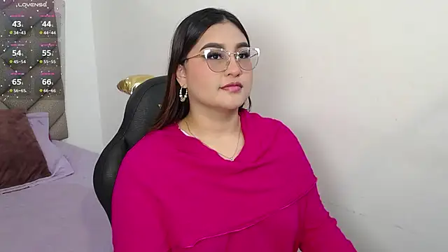 heluejamil online show from 10/23/25, 07:56