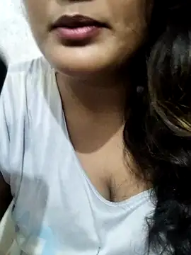 Snapshot of Cute_pinkii chatting on 11/01/25, 08:00 Cute pinkii online show from 11/01/25, 08:00