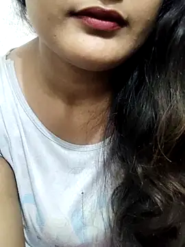 Snapshot of Cute_pinkii chatting on 11/17/25, 07:41 Cute pinkii online show from 11/17/25, 07:41