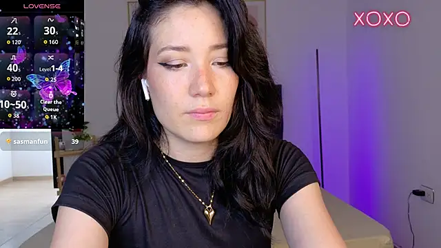 Eliih 01 online show from 10/15/25, 06:08