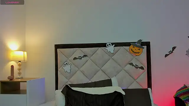 bravepetunia online show from 10/30/25, 01:12