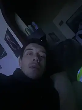 Snapshot of gb7572 chatting on 11/08/25, 05:40 gb7572 online show from 11/08/25, 05:40