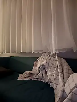 alex10alexx online show from 10/10/25, 11:15