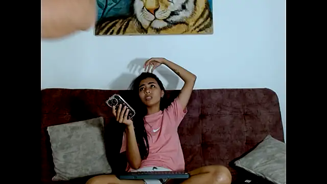 Snapshot of Wild_RoomXxX chatting on 09/18/25, 09:06 Wild RoomXxX online show from 09/18/25, 09:06