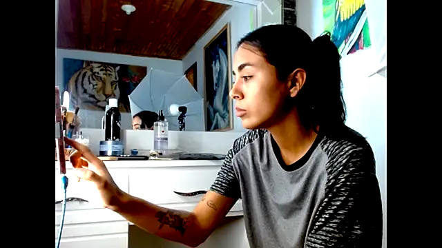 Snapshot of Wild_RoomXxX chatting on 09/30/25, 08:36 Wild RoomXxX online show from 09/30/25, 08:36